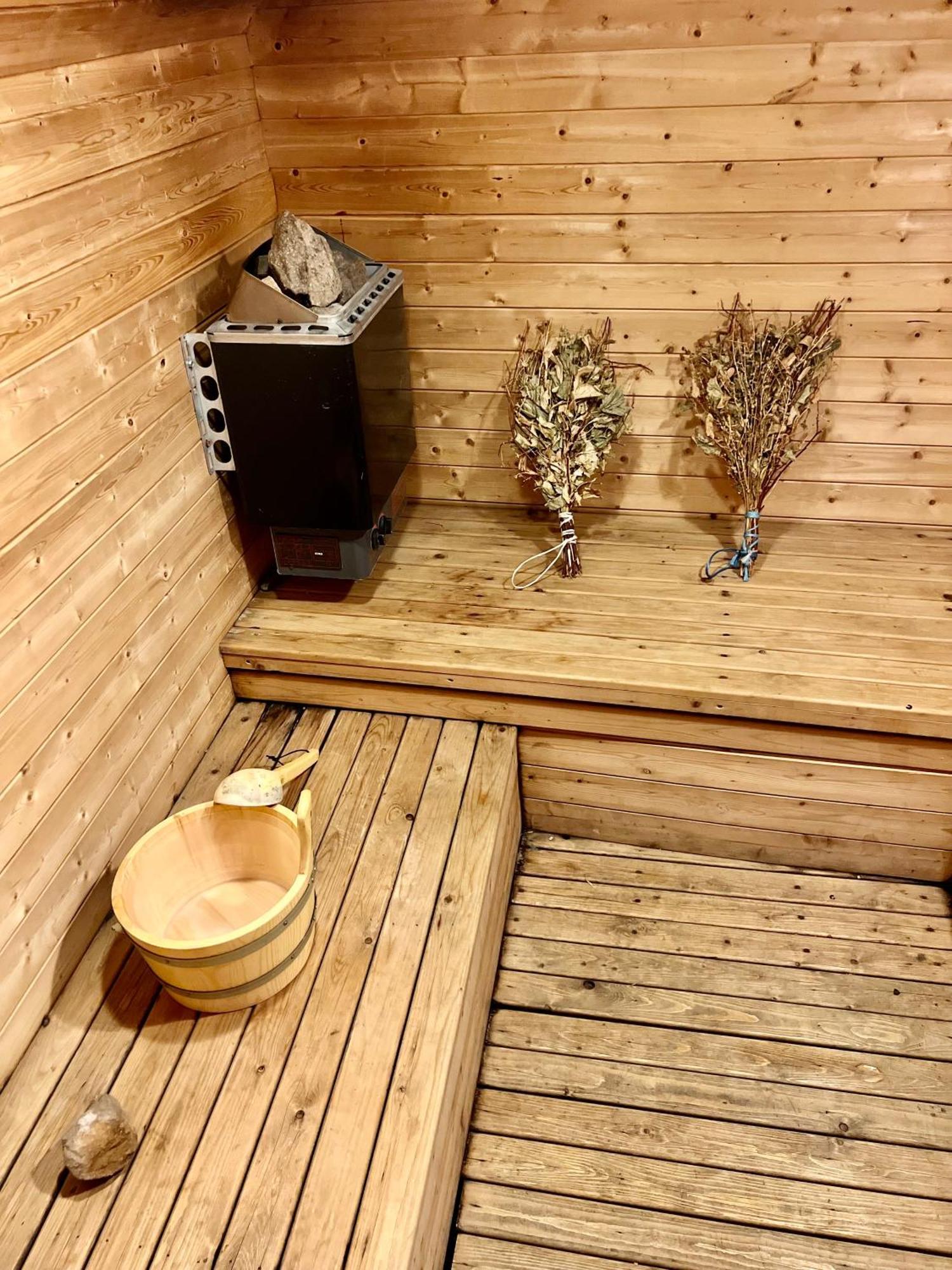 Huge Room For Recharge And Relaxation In Loft With Sauna In Central London Exterior photo
